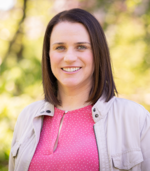 Headshot of Julianne Charles